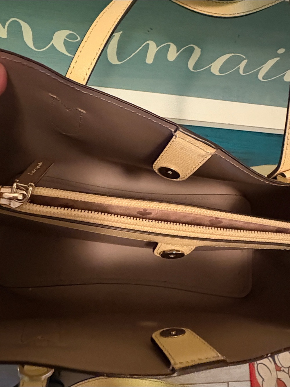 kate spade medium tote ❤️ - Picture 12 of 16